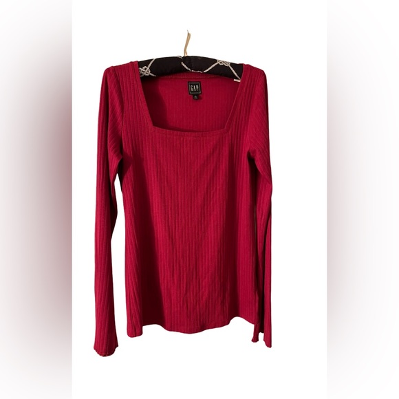 GAP square neck ribbed top - size M tall - Picture 6 of 8